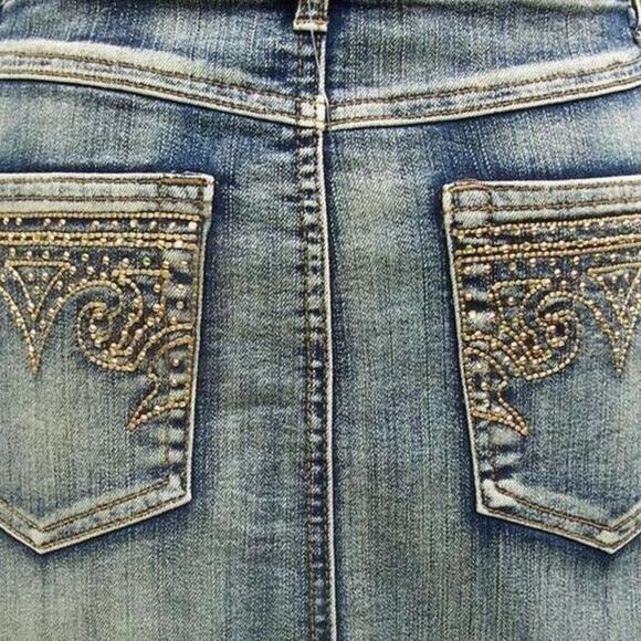 Cache Denim Metallic Rhinestone Crown Skirt New Stretch 5 Pocket Design $138 NWT - Picture 5 of 5